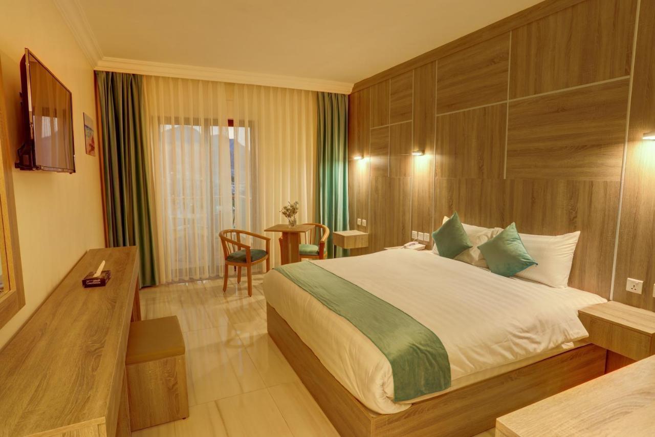 Turquoise Hotel Aqaba Exterior photo