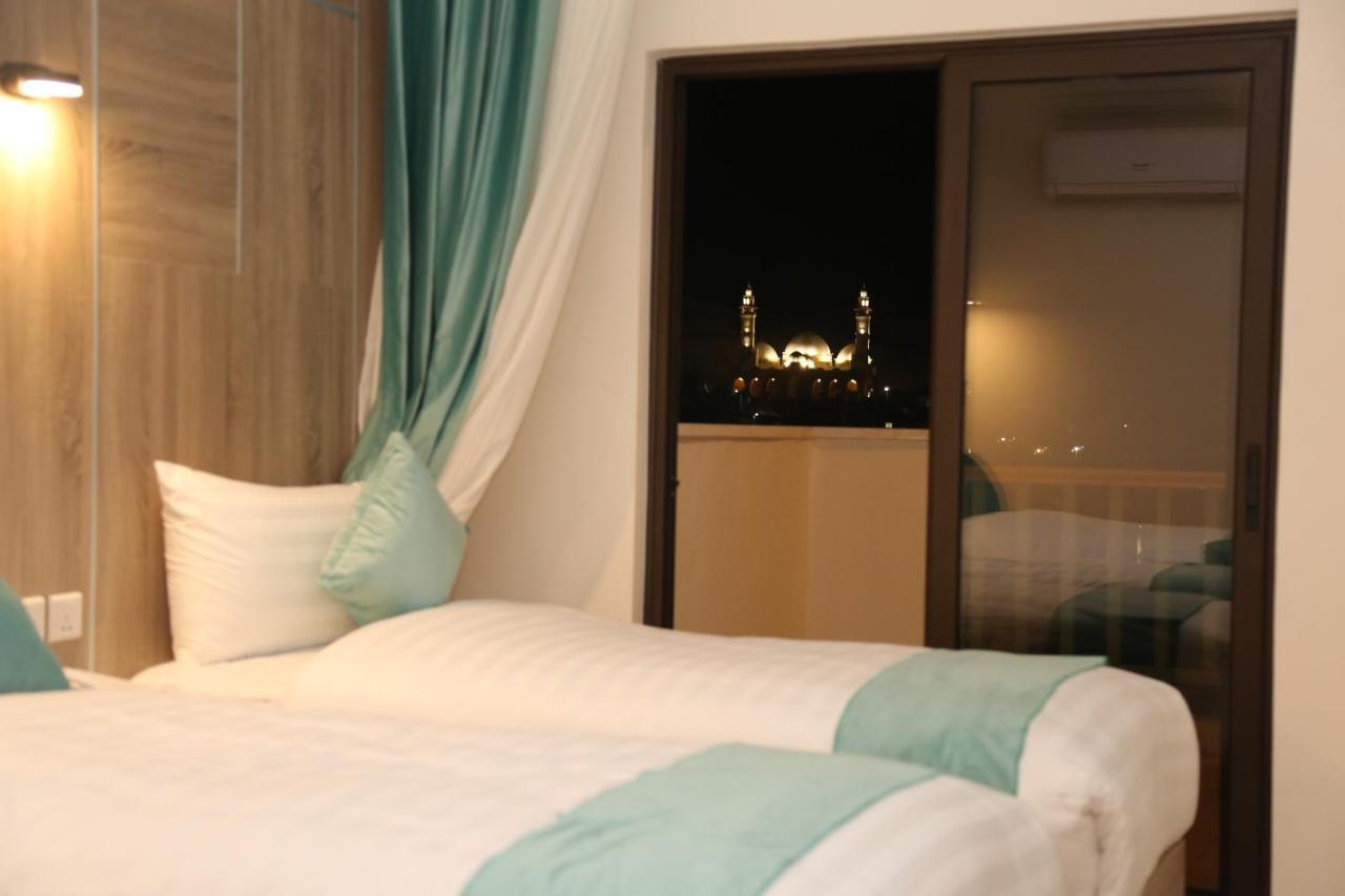 Turquoise Hotel Aqaba Exterior photo